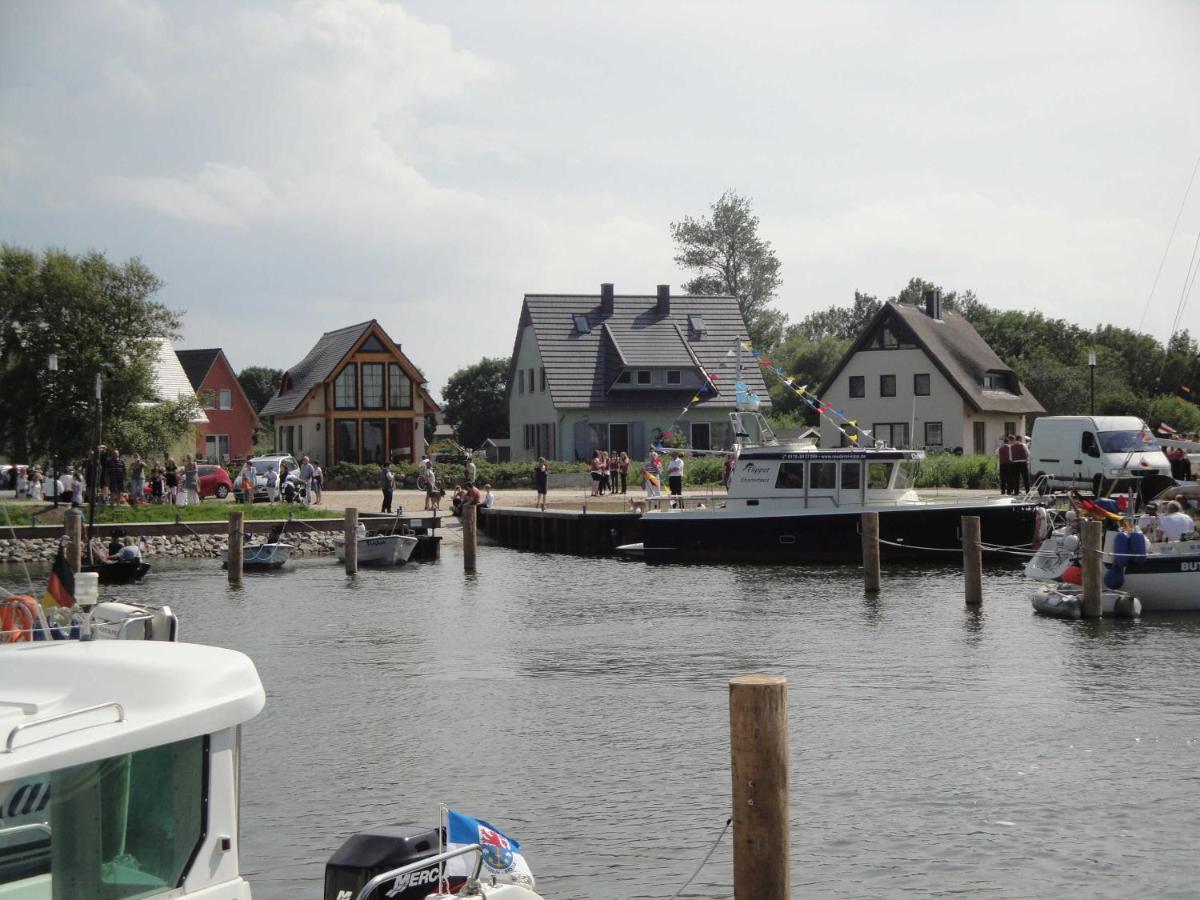 Ferienhaus Boddenblick Und Kranich Vieregge Eksteriør billede